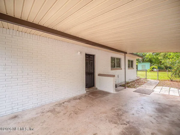 $219,700 | 6840 Londonbridge Lane, Jacksonville, FL 32210
