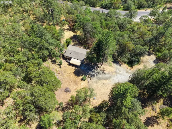 $349,900 | 2263 Canyonville-Riddle Road, Riddle, OR 97469