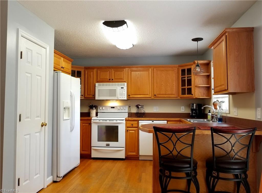 850 Lemons Road Stokesdale, NC 27357 - Photo 4 of 18 Gallery Image 4