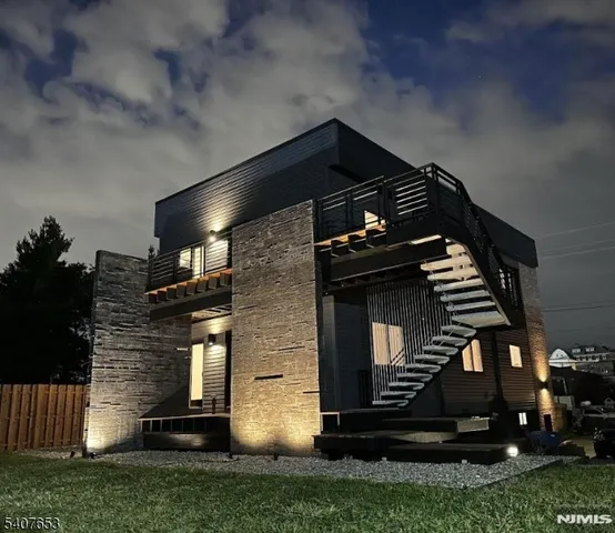 $3,500 | 246 Cortlandt Street, Unit 2, Belleville, NJ 07109