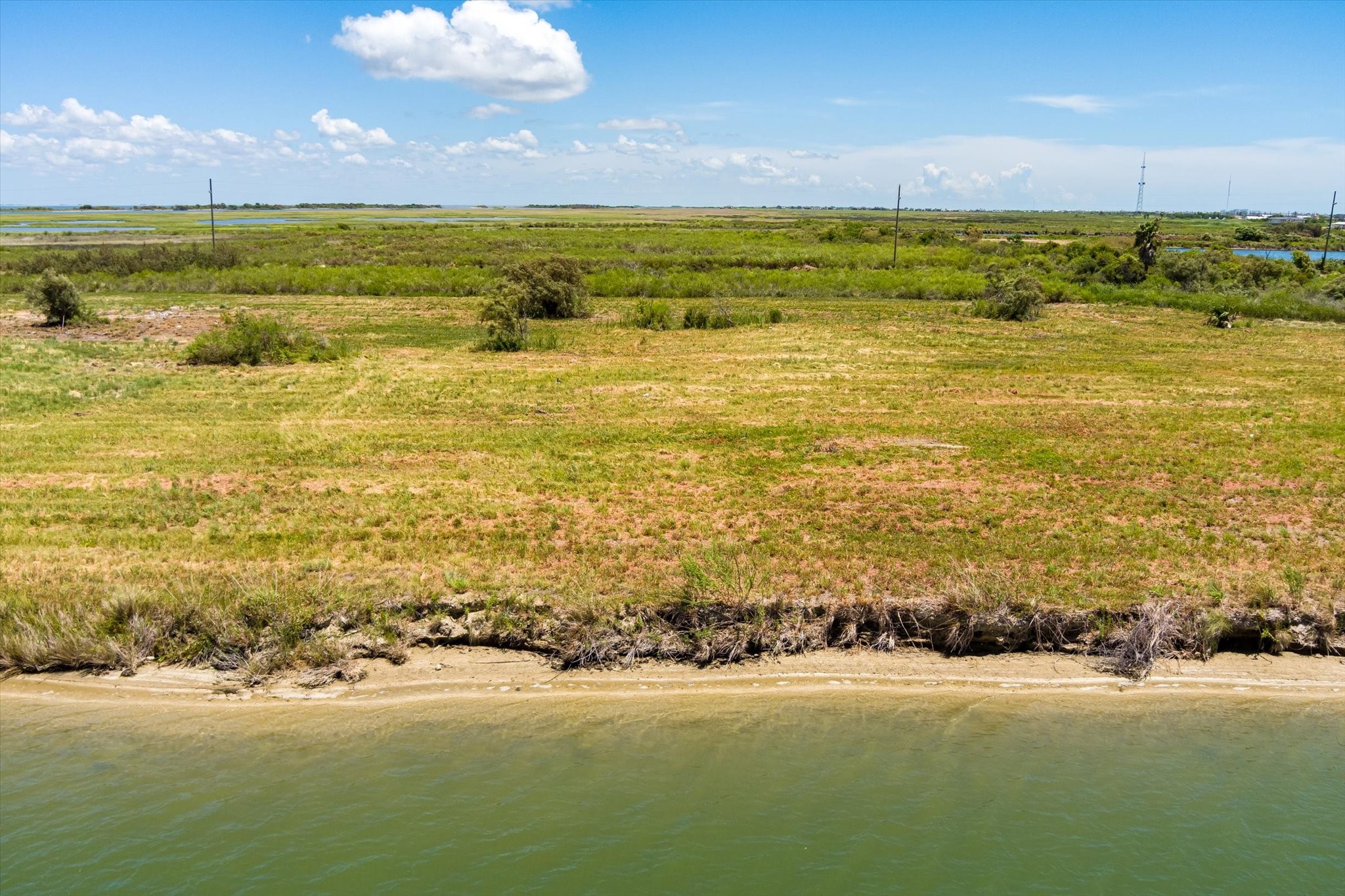 1105 Bob Road Crystal Beach, TX 77650 - Photo 6 of 23 a view of an ocean