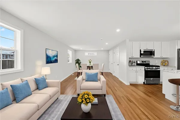 $2,700 | 101 Augusta Drive, Cicero, NY 13212