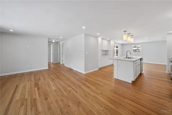 $2,700 | 101 Augusta Drive, Cicero, NY 13212