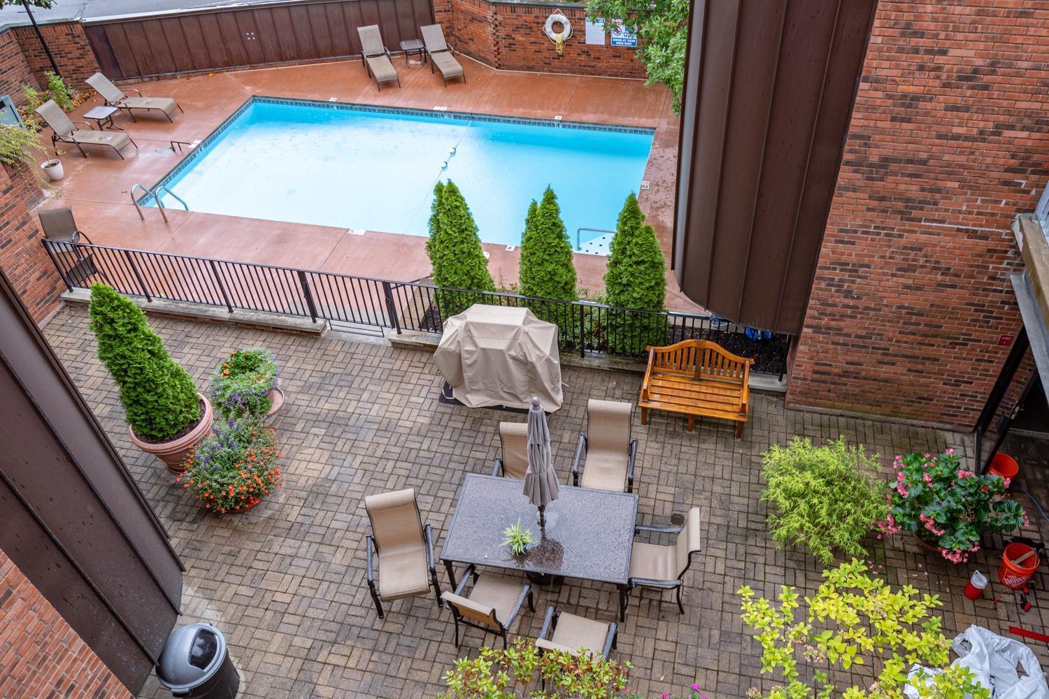 2400 Madison Road, Unit 14 Cincinnati, OH 45208 - Photo 35 of 43 Gallery Image 35