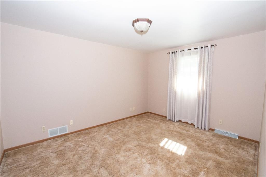 481 South Eberhart Road Butler, PA 16001 - Photo 16 of 25