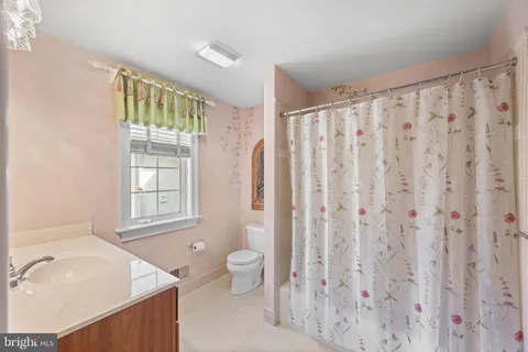 $2,295,000 | 365 Arbor Circle, Media, PA 19063