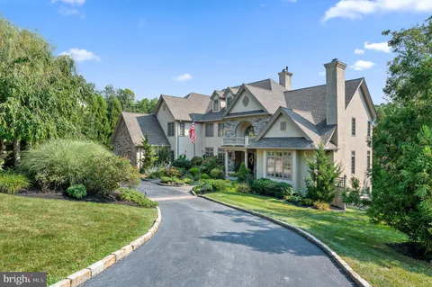 $2,295,000 | 365 Arbor Circle, Media, PA 19063