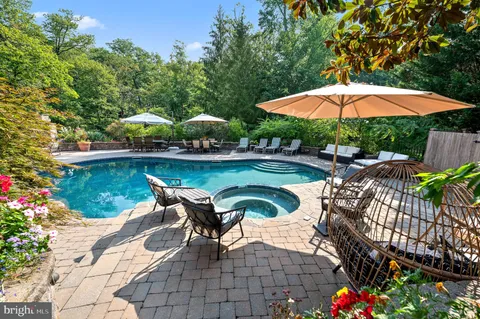 $2,295,000 | 365 Arbor Circle, Media, PA 19063