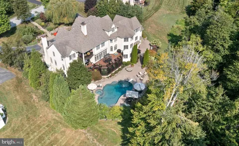 $2,295,000 | 365 Arbor Circle, Media, PA 19063