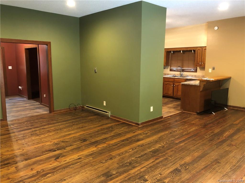 424 Emmas Grove Road Fletcher, NC 28732 - Photo 8 of 45 Gallery Image 8