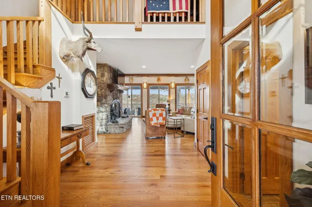 $1,125,000 | 2070 Holly Bend Drive, Byrdstown, TN 38549