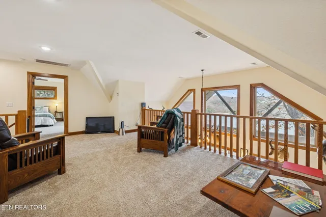 $1,125,000 | 2070 Holly Bend Drive, Byrdstown, TN 38549