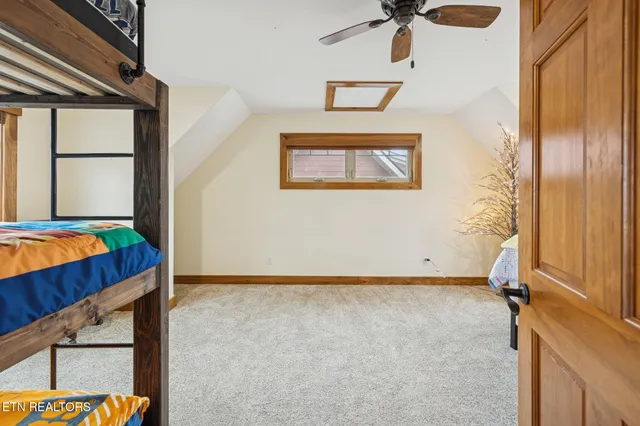 $1,125,000 | 2070 Holly Bend Drive, Byrdstown, TN 38549