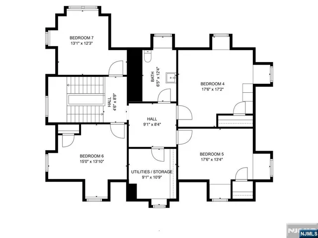 a picture of a book shelf