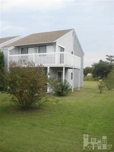 101 Roberts Road, Unit 9 Hampstead, NC 28443 - Photo 1 of 2 Primary Photo