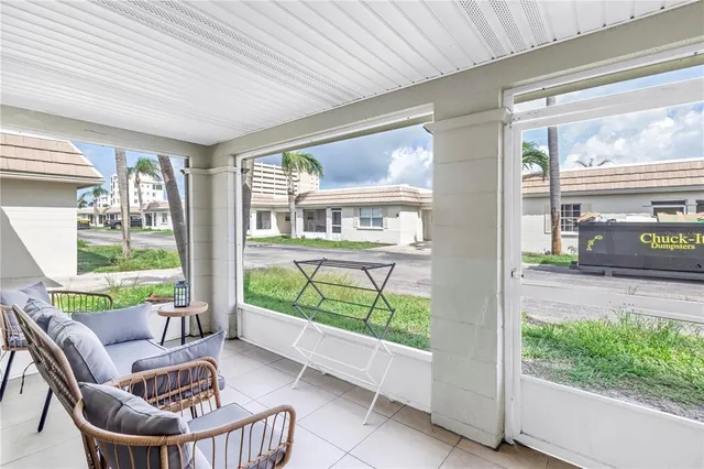 $669,900 | 6150 Midnight Pass Road, Unit V38, Sarasota, FL 34242