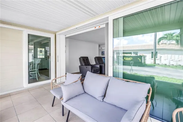 $669,900 | 6150 Midnight Pass Road, Unit V38, Sarasota, FL 34242