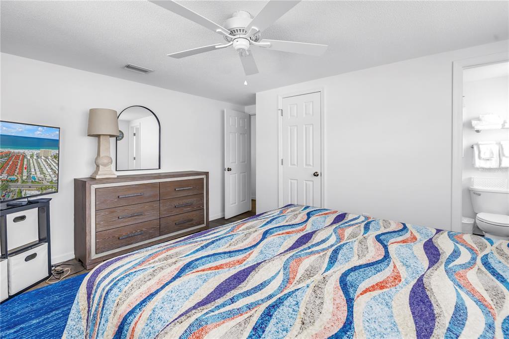 6150 Midnight Pass Road, Unit V38 Sarasota, FL 34242 - Photo 21 of 54