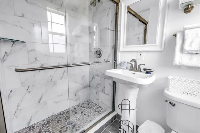 $669,900 | 6150 Midnight Pass Road, Unit V38, Sarasota, FL 34242