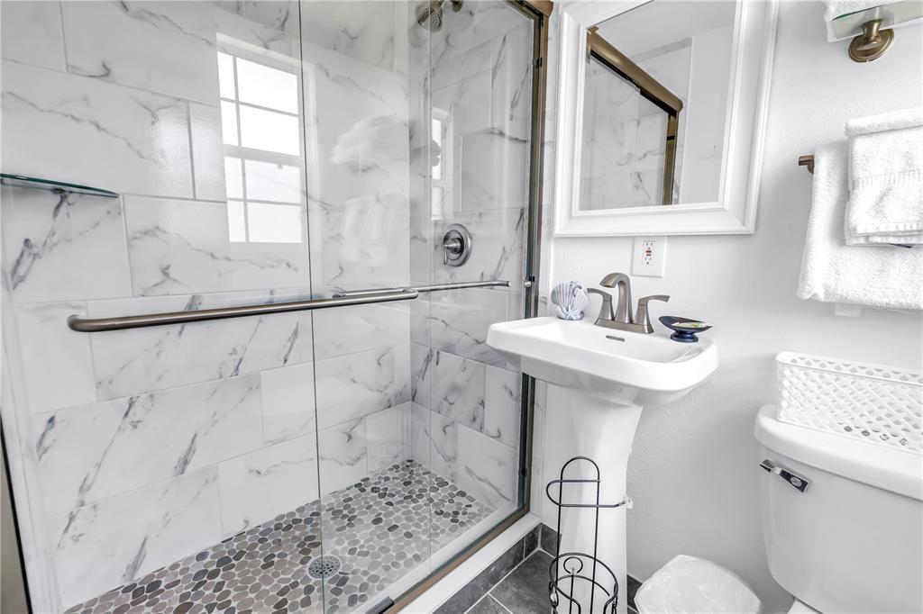 6150 Midnight Pass Road, Unit V38 Sarasota, FL 34242 - Photo 22 of 54