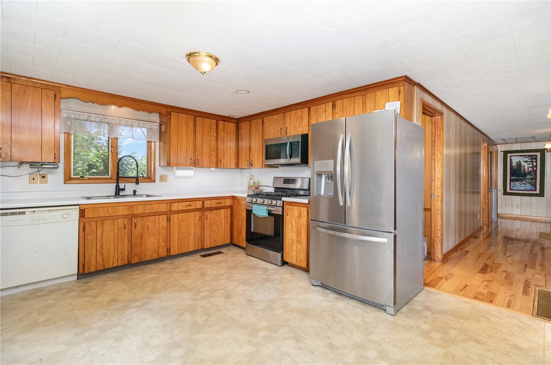 4480 Pilgrimport Road Sodus, NY 14489 - Photo 4 of 27 Kitchen