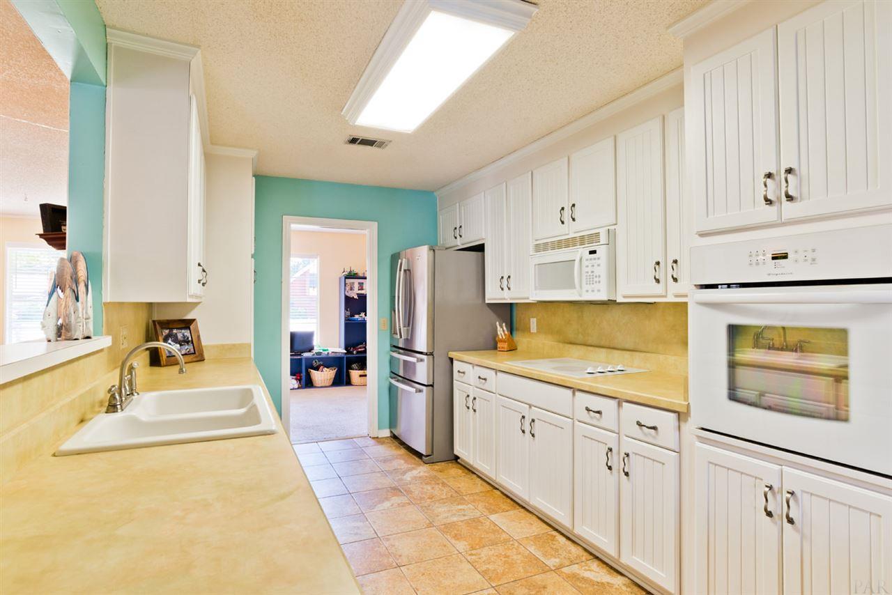 4170 April Road Pensacola, FL 32504 - Photo 8 of 28 Gallery Image 8
