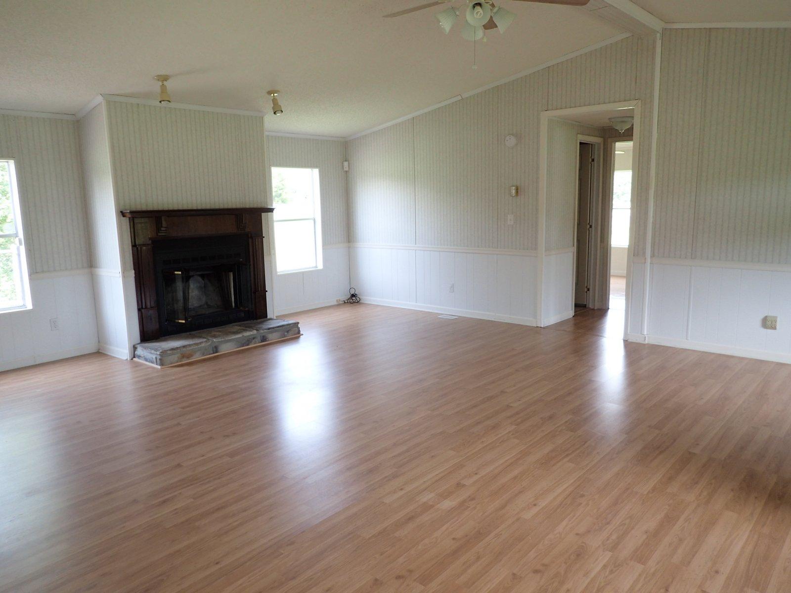 8870 Fortune Road Milton, FL 32583 - Photo 4 of 18 095-P6260357