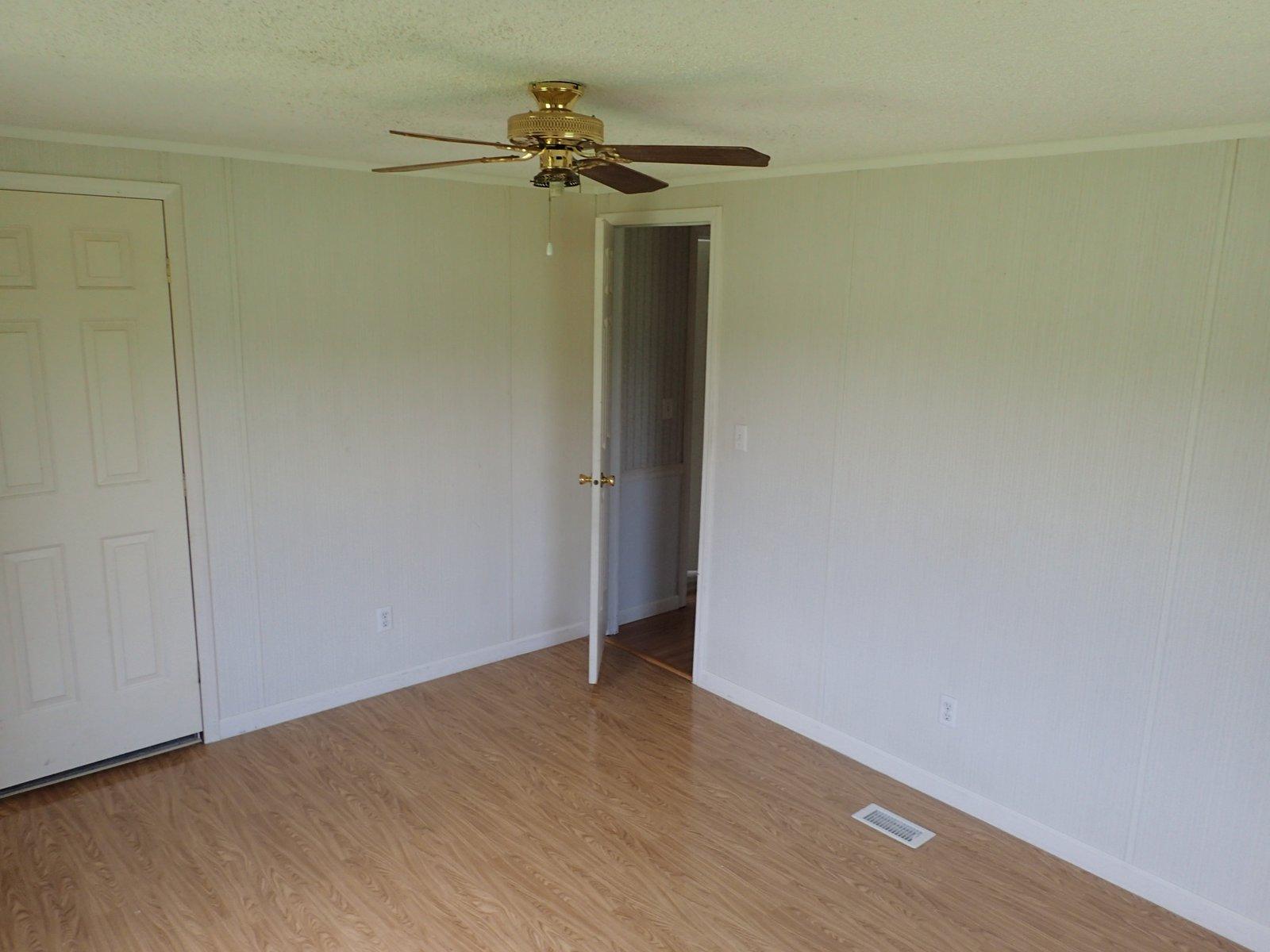 8870 Fortune Road Milton, FL 32583 - Photo 6 of 18 089-P6260351