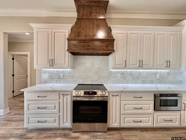 $471,100 | 195 Clara Lane, Kilgore, TX 75662