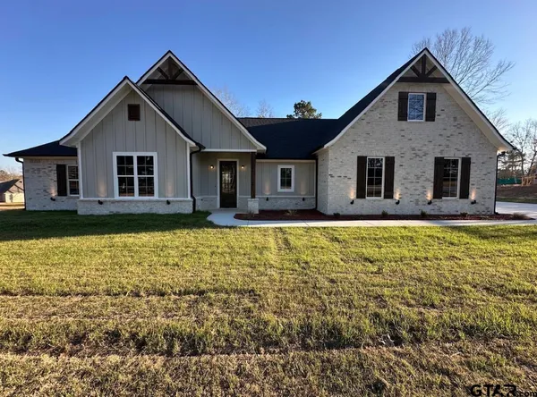 $471,100 | 195 Clara Lane, Kilgore, TX 75662