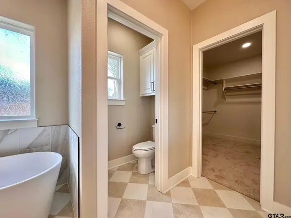 $471,100 | 195 Clara Lane, Kilgore, TX 75662