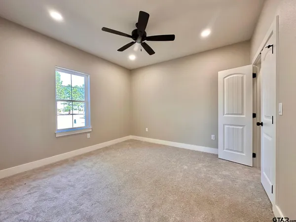 $471,100 | 195 Clara Lane, Kilgore, TX 75662