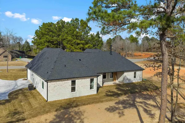 $471,100 | 195 Clara Lane, Kilgore, TX 75662