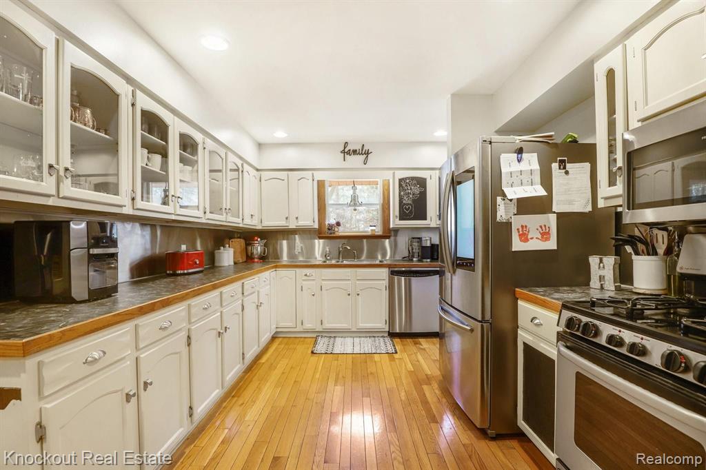 5930 Murphy Lake Road Millington, MI 48746 - Photo 9 of 49 Gallery Image 9