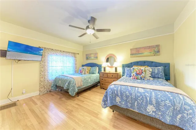 a view of a outdoor space with lounge chair