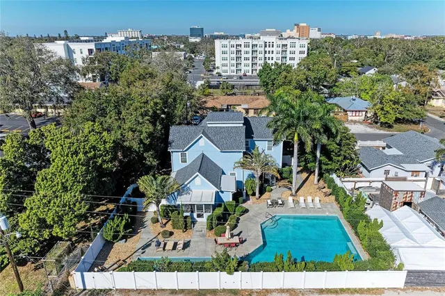 $765,000 | 1315 15th Avenue West, Bradenton, FL 34205