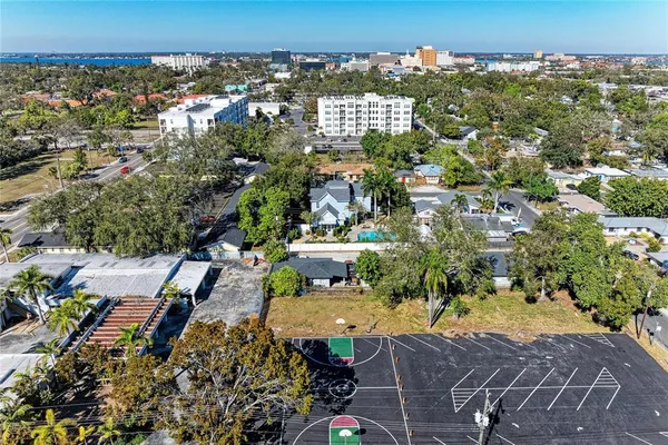 $735,000 | 1315 15th Avenue West, Bradenton, FL 34205