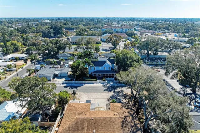 $765,000 | 1315 15th Avenue West, Bradenton, FL 34205