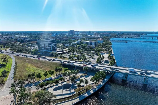 $735,000 | 1315 15th Avenue West, Bradenton, FL 34205