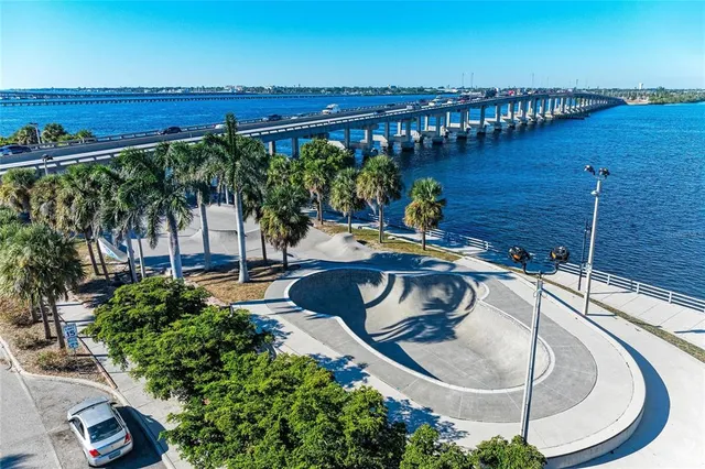 $765,000 | 1315 15th Avenue West, Bradenton, FL 34205