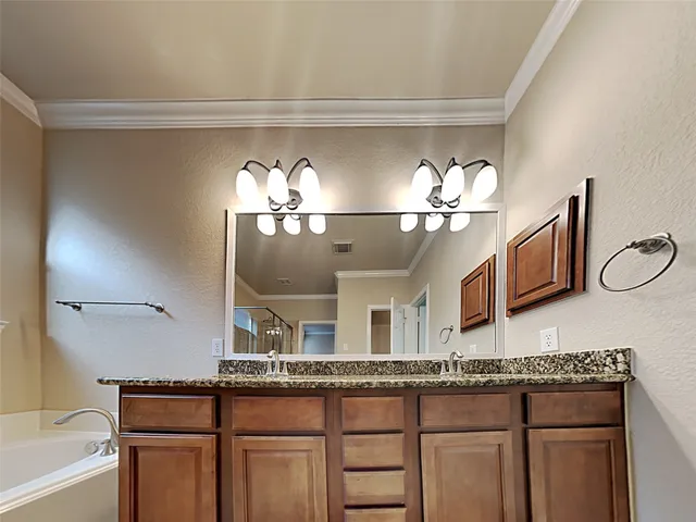 $515,000 | 15 Fillgrove Place, The Woodlands, TX 77382