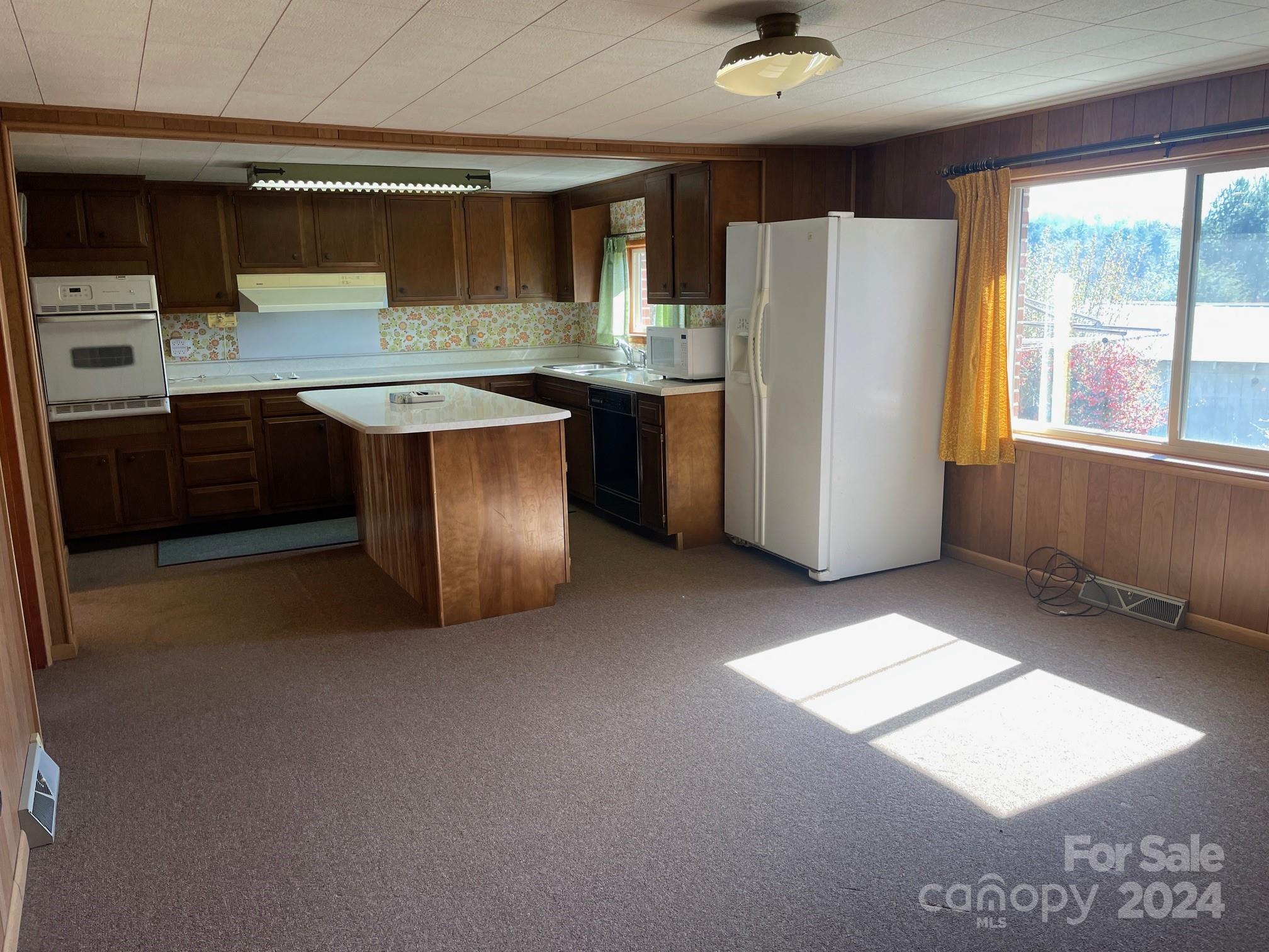 157 Island Ford Road Brevard, NC 28712 - Photo 19 of 29 Gallery Image 19