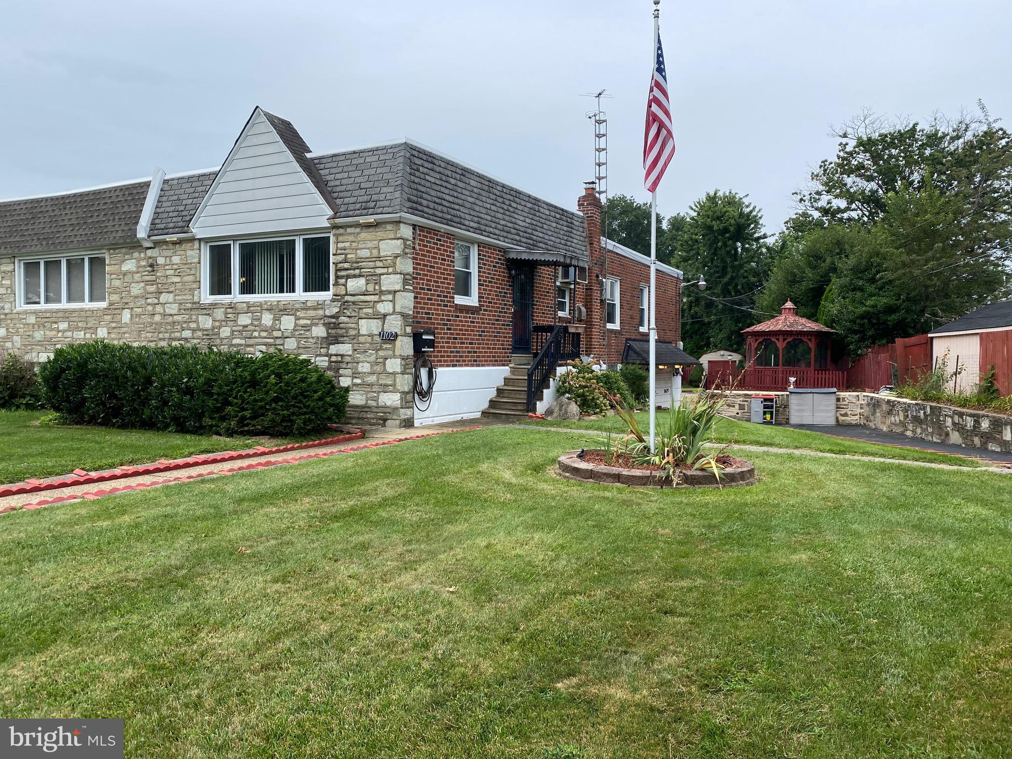1102 Chesworth Road Philadelphia, PA 19115 - Photo 2 of 27