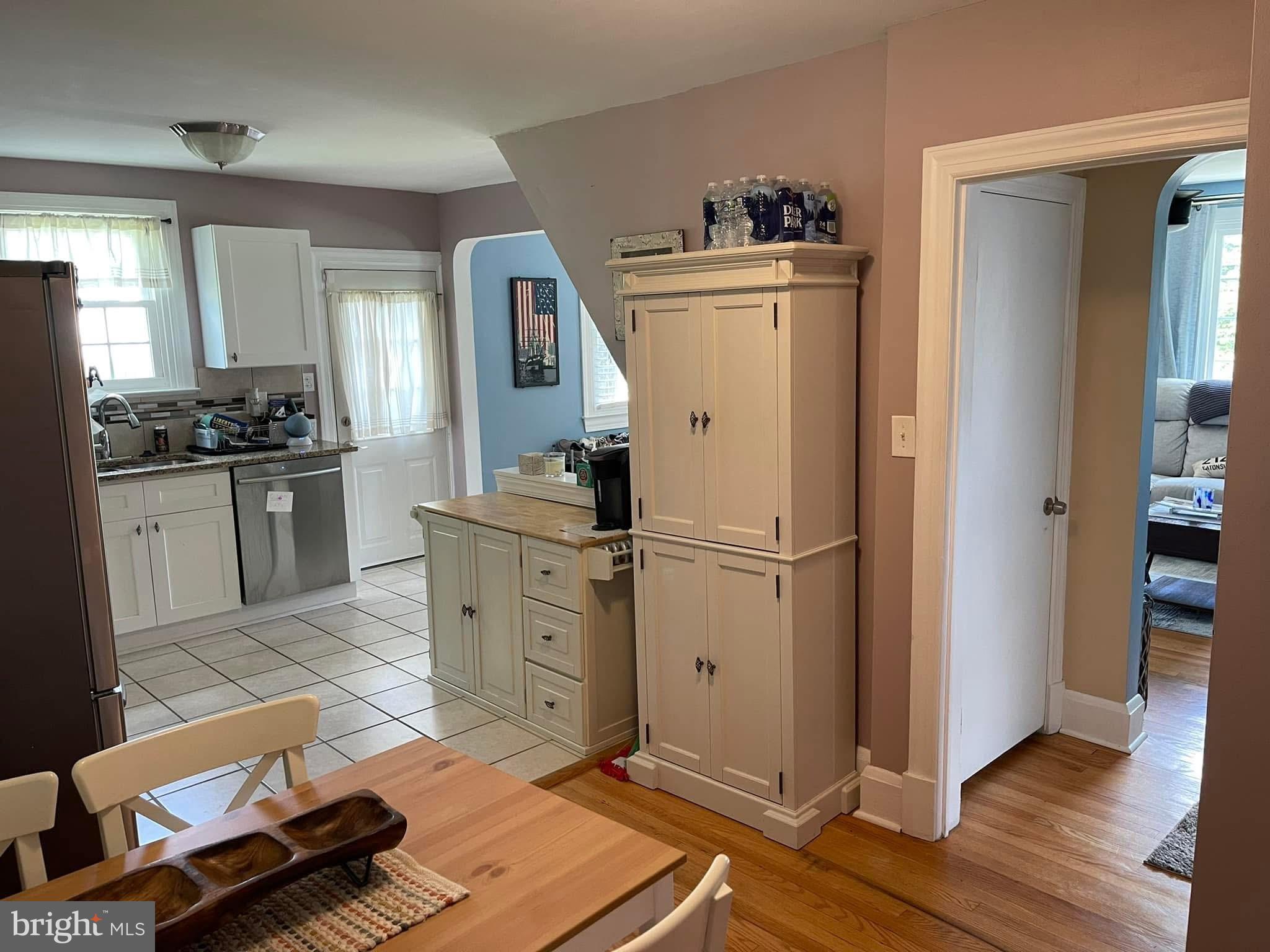 712 Dorchester Road Baltimore, MD 21228 - Photo 6 of 14