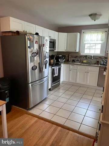 $2,500 | 712 Dorchester Road, Baltimore, MD 21228