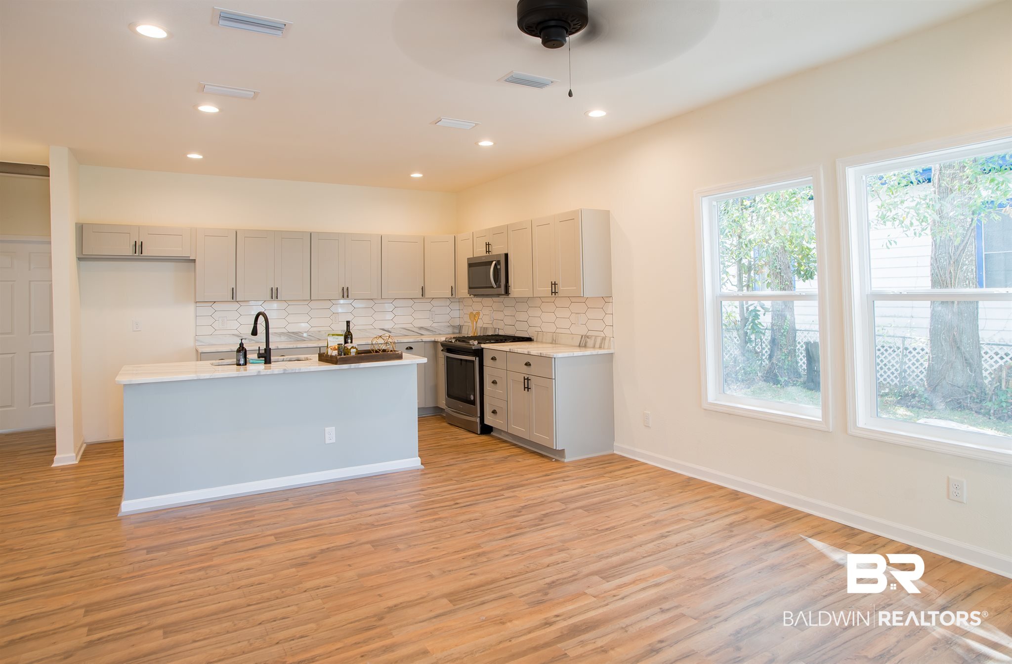 1005 New St Francis Street Mobile, AL 36604 - Photo 4 of 11