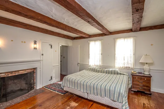 $575,000 | 49 Deer Hill Road, Chocorua, NH 03817