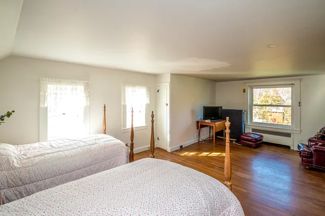 $575,000 | 49 Deer Hill Road, Chocorua, NH 03817