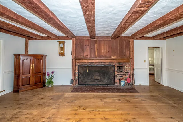 $575,000 | 49 Deer Hill Road, Chocorua, NH 03817