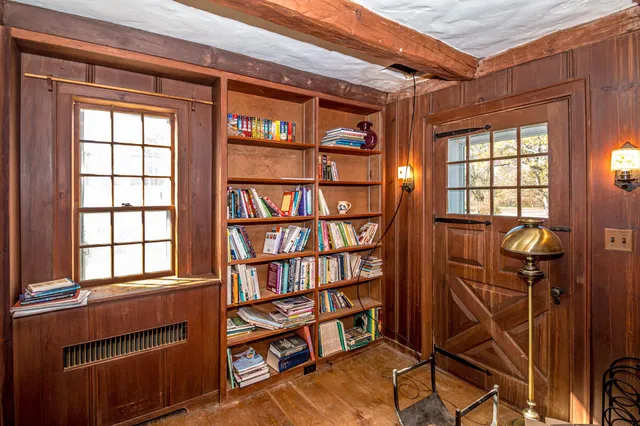 $575,000 | 49 Deer Hill Road, Chocorua, NH 03817